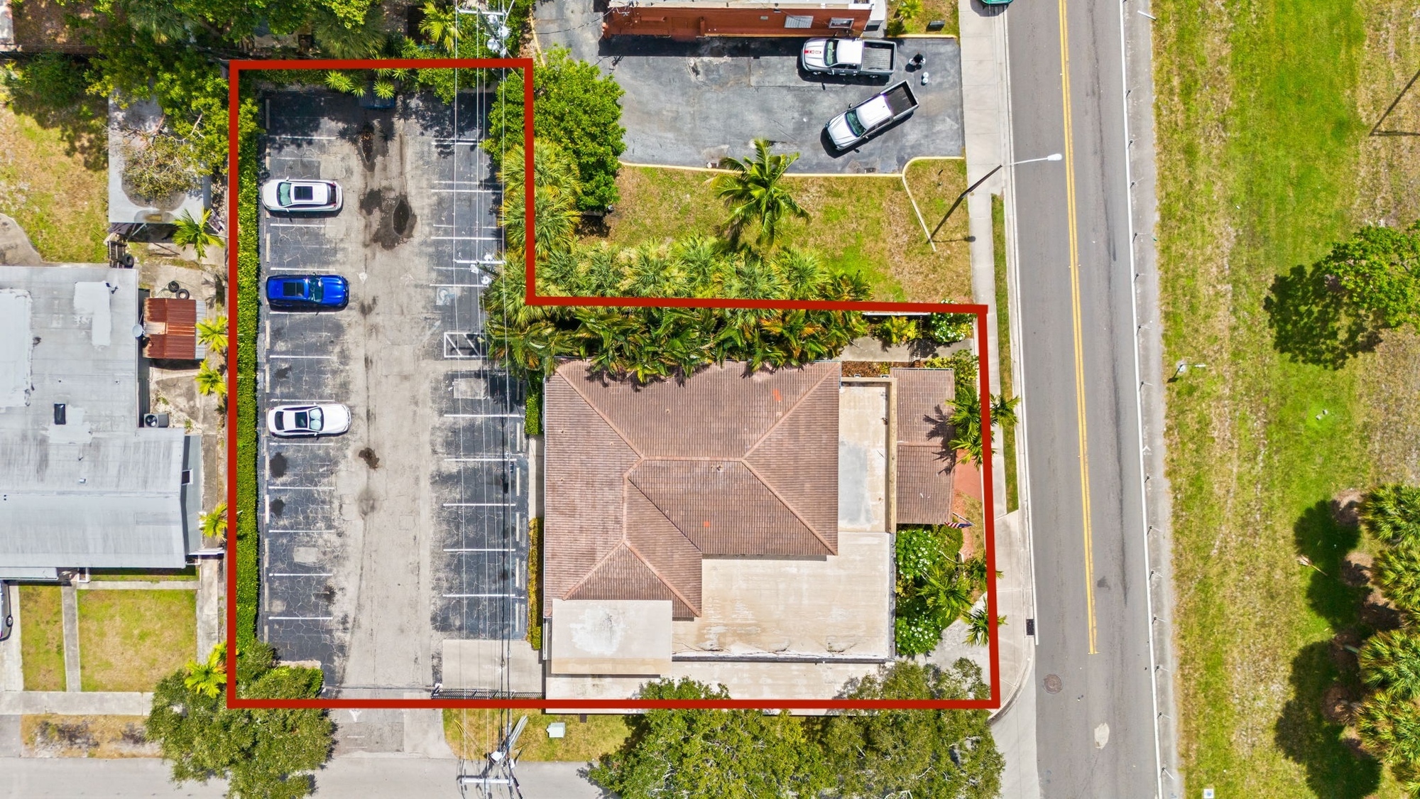 2211 Davie Blvd — photo 4