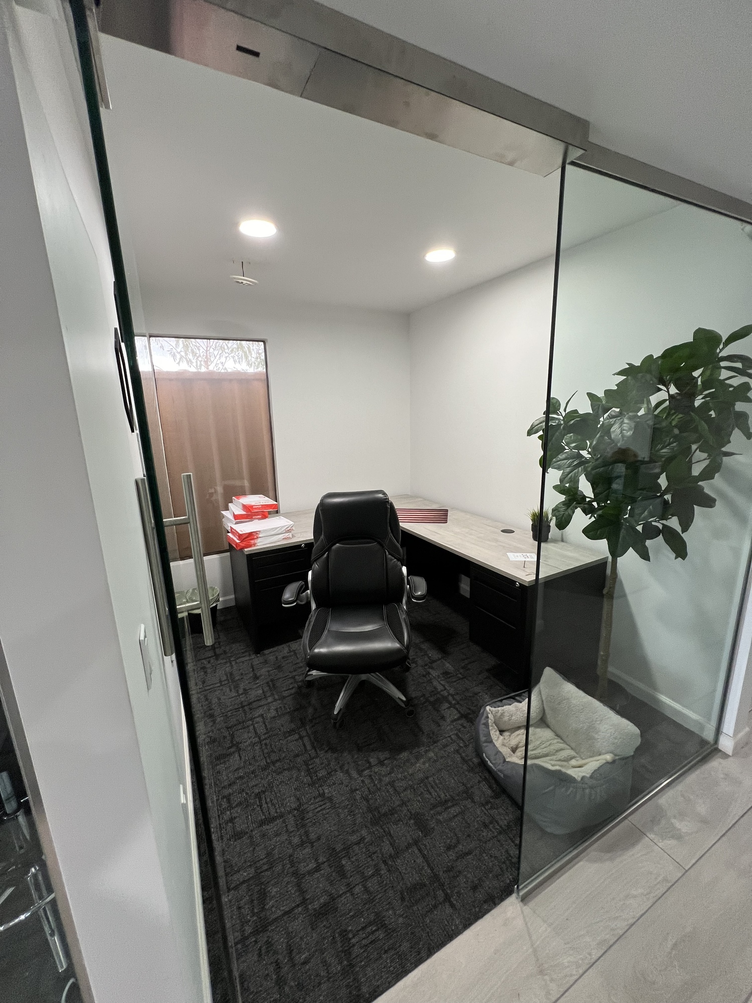 Freestanding Office with 4,200 SF Secured Yard 5