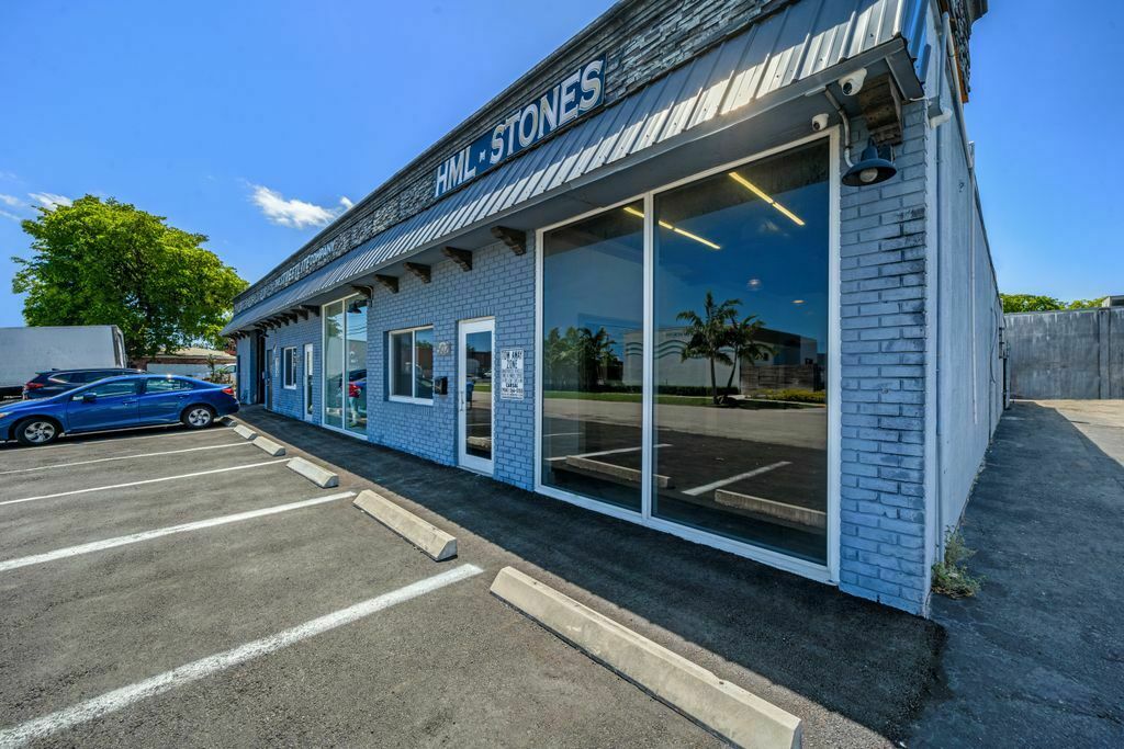 Streetlite Company Warehouse