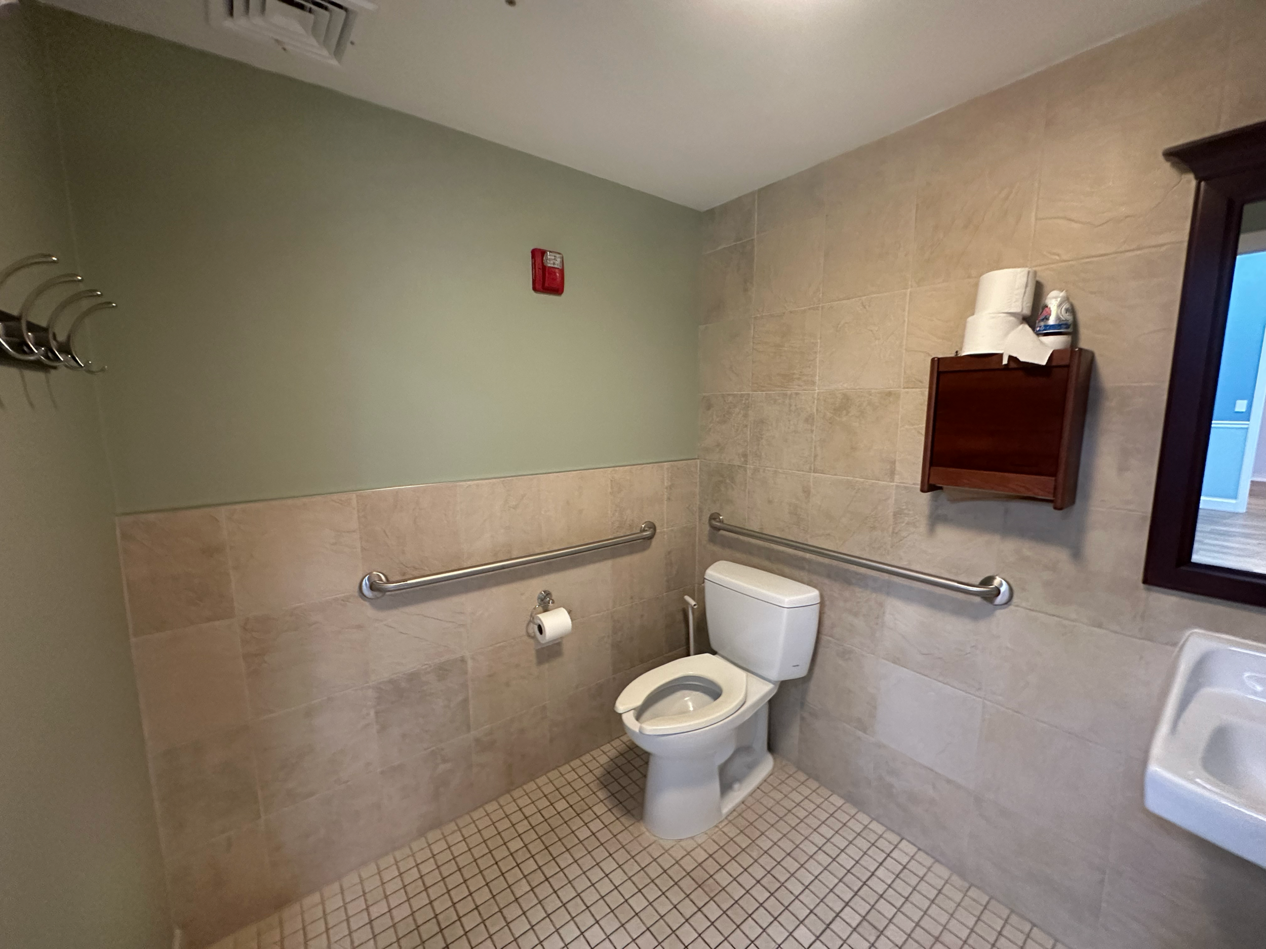 Photo 18