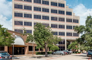 Commercial Real Estate Properties For Sale Or Lease Avison Young Us