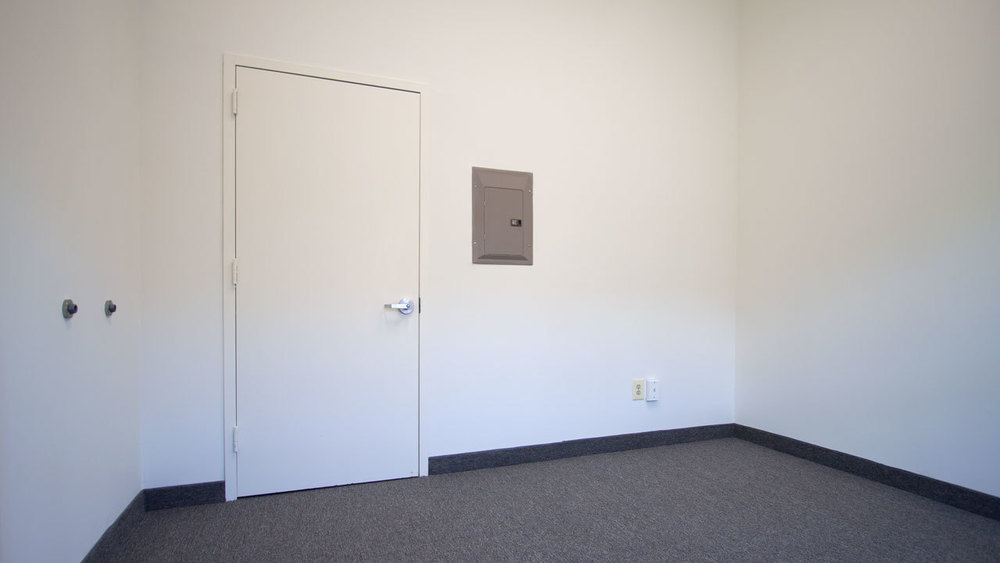 Larken Mini Office Warehouse Furnished Office Suites in NJ Larken