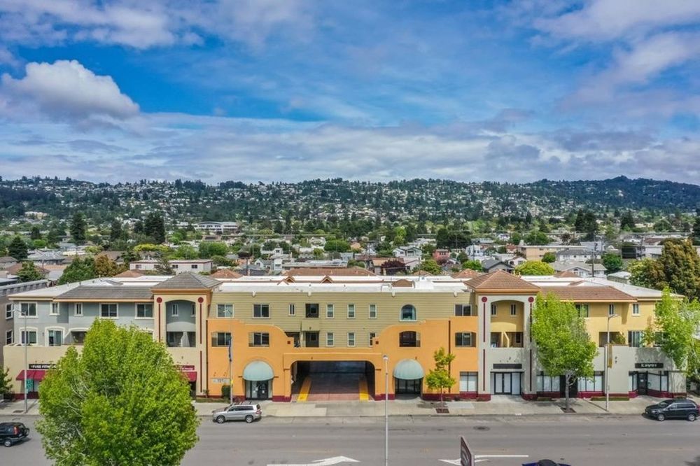 727 San Pablo Avenue Retail Space for Lease - Available Now 2