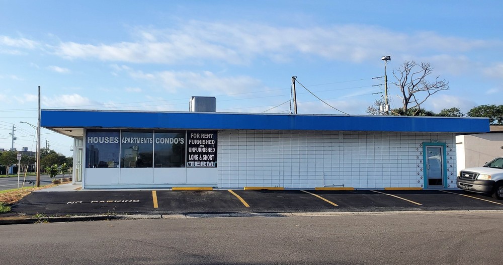 .77+/- Acre Retail Corner on US1  3
