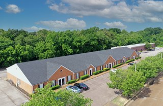 Commercial Real Estate Properties For Sale Or Lease Avison Young Us