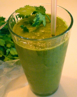 Bodybuilding Tropical Cilantro Smoothie