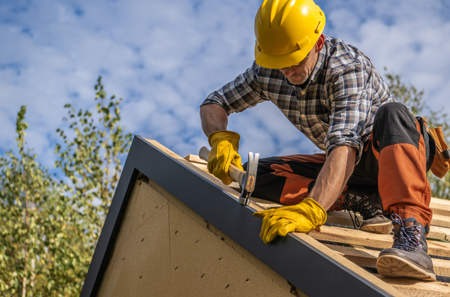Strong Roofing Company, Management in Place