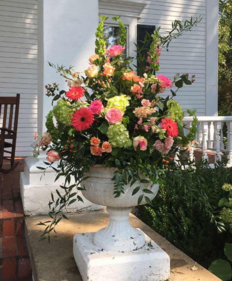 Kiss-of-daylight-centerpiece-wf117021.425