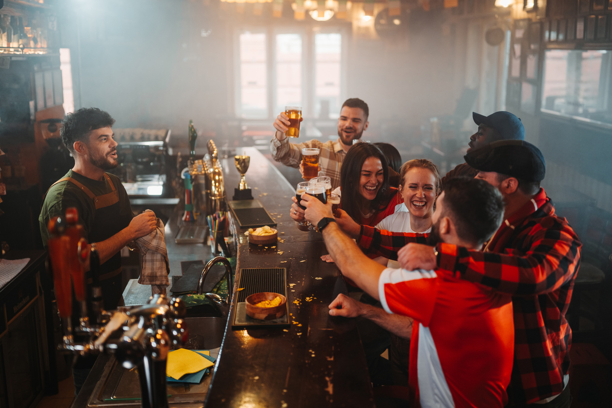 Oldest Neighborhood Dive Bar with Real Estate in  South St. Pete