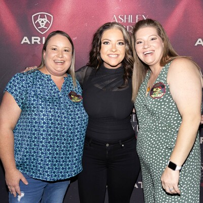 2023_10_07_ashley_mcbryde_mobile_meet_greet_11.jpg 2023_10_07_ashley_mcbryde_mobile_meet_greet_11.jpg