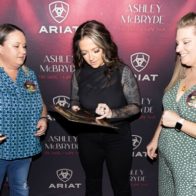 2023_10_07_ashley_mcbryde_mobile_meet_greet_13.jpg 2023_10_07_ashley_mcbryde_mobile_meet_greet_13.jpg