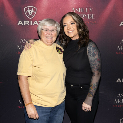 2023_10_07_ashley_mcbryde_mobile_meet_greet_36.jpg 2023_10_07_ashley_mcbryde_mobile_meet_greet_36.jpg