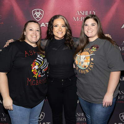2023_10_07_ashley_mcbryde_mobile_meet_greet_39.jpg 2023_10_07_ashley_mcbryde_mobile_meet_greet_39.jpg