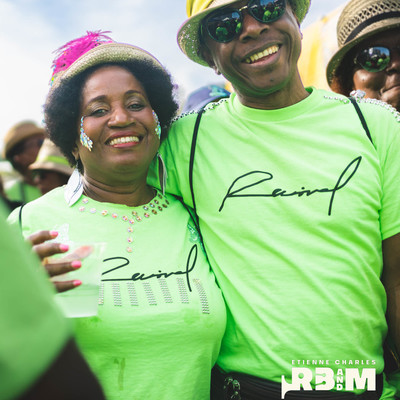 MASQUERADER COUPLE RSN04994.jpg