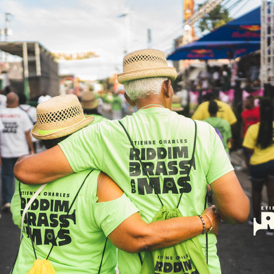 MASQUERADER COUPLE RSN05569.jpg