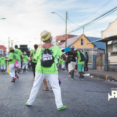 MASQUERADER SOLO RSN05831.jpg