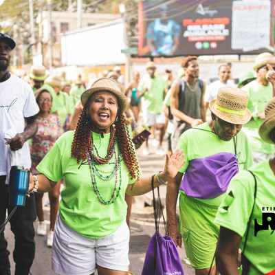 MASQUERADERS GROUP SHOT 01 RSN04532.jpg