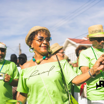MASQUERADERS GROUP SHOT 03 RSN04664.jpg