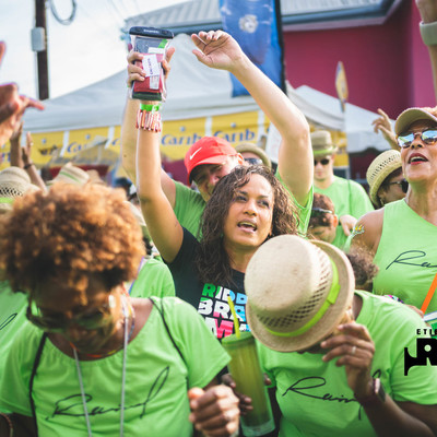 MASQUERADERS GROUP SHOT LISA AND SYMON RSN05430.jpg