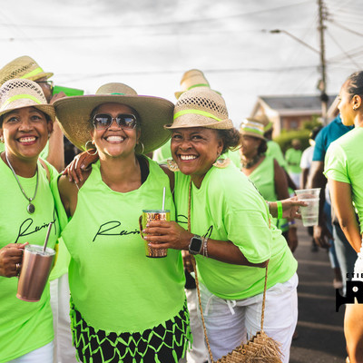 MASQUERADERS GROUP SHOT RSN05185.jpg