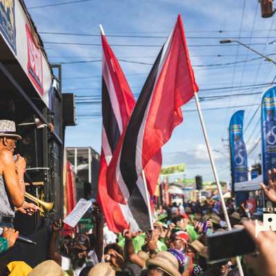 SCENIC SHOT SIDE TRUCK TRINIDAD FLAGS RSN04900.jpg