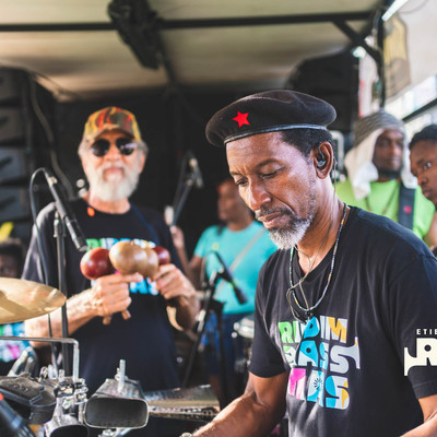 TAMBA PACO KAYODE RODNEY ON TRUCK RSN05036.jpg