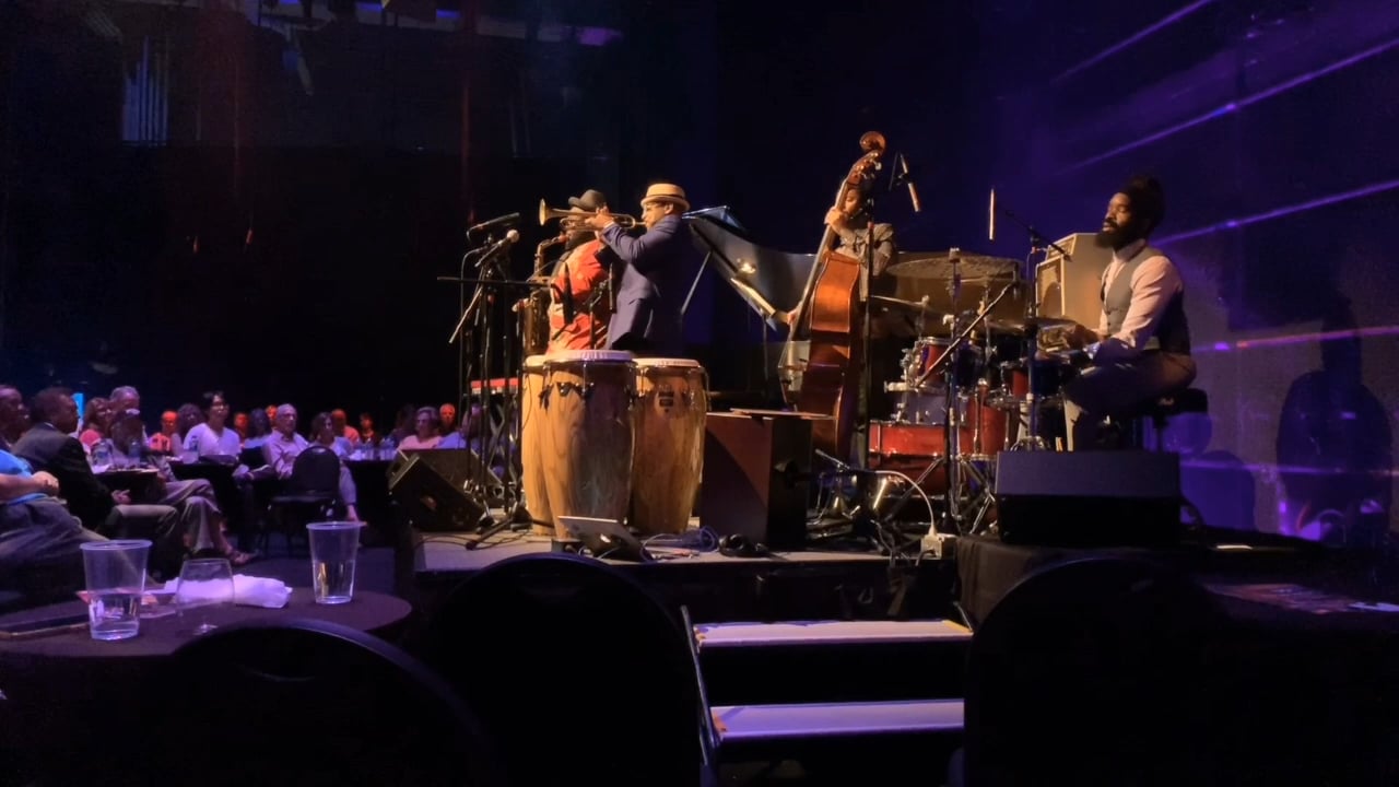 Turn Your Lights Down Low (LIVE)