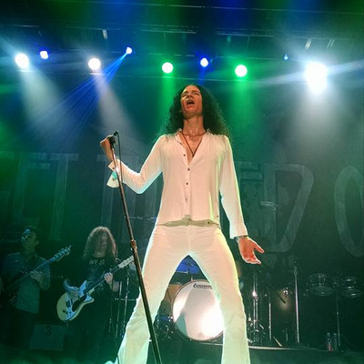 Sinclair at the peak.jpg