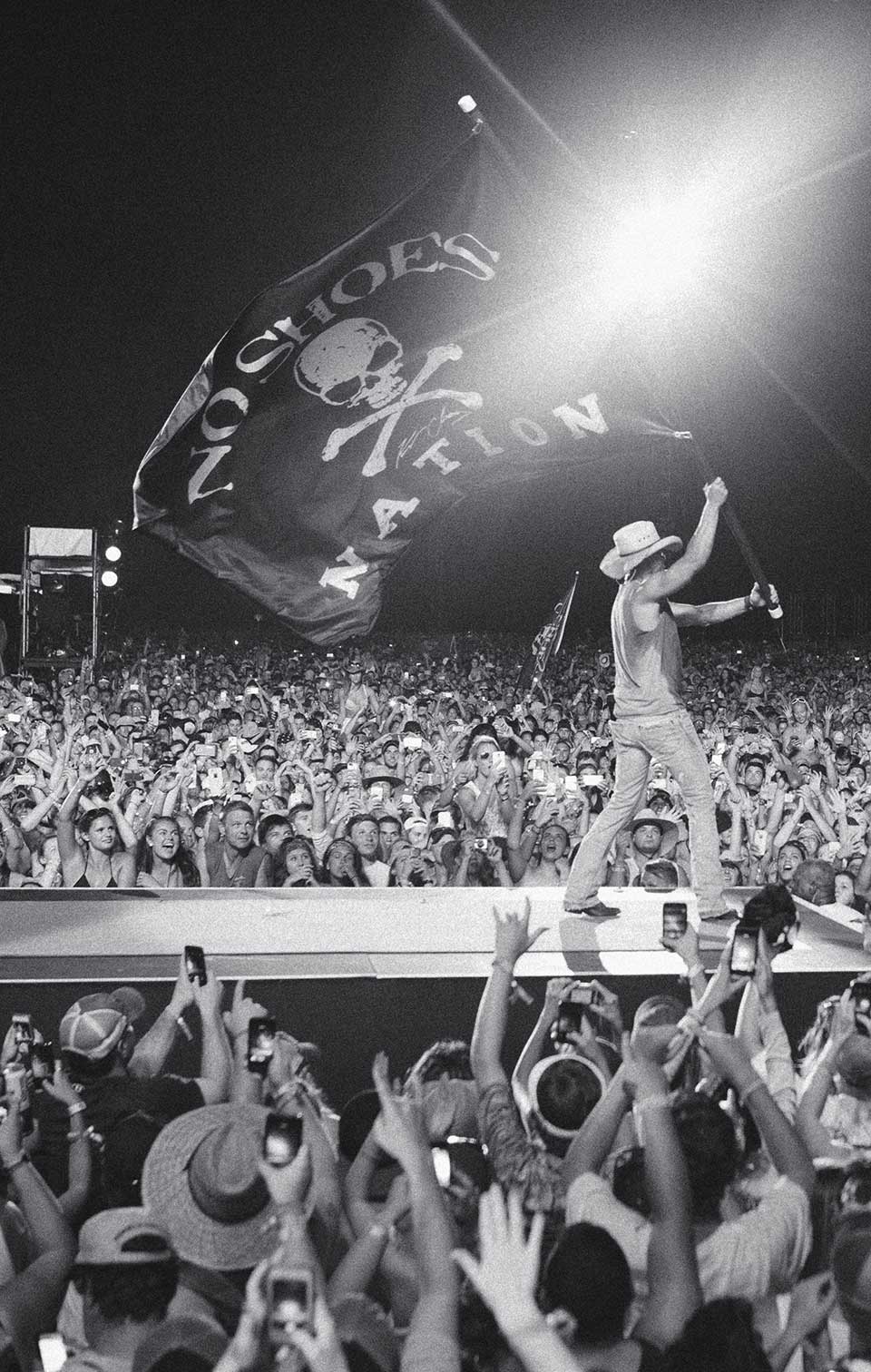 Kenny Chesney Living In Fast Forward