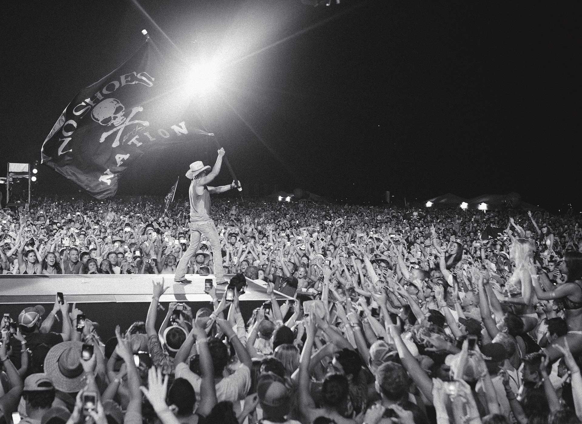 Kenny Chesney Living In Fast Forward