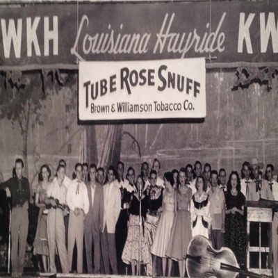 Hayride Stage 2560x1440.png Hayride Stage 2560x1440.png