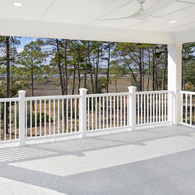 WEB Grand Mainsail Balcony 1_RHP.jpg