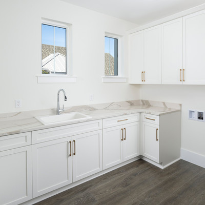 WEB Grand Spinnaker laundry_RHP.jpg