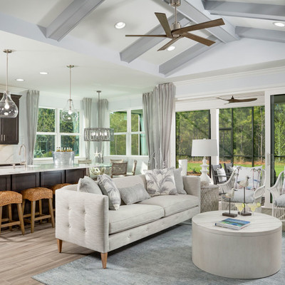 WEB_Parrot_Living_by_Rob_Harris.jpg WEB_Parrot_Living_by_Rob_Harris.jpg