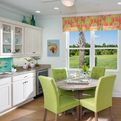 Kitchen with a round table and 4 chairs