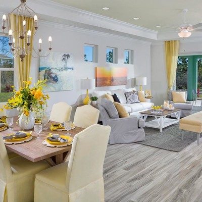 Large living room with sofa, two armchairs and tabel Large living room with sofa, two armchairs and tabel