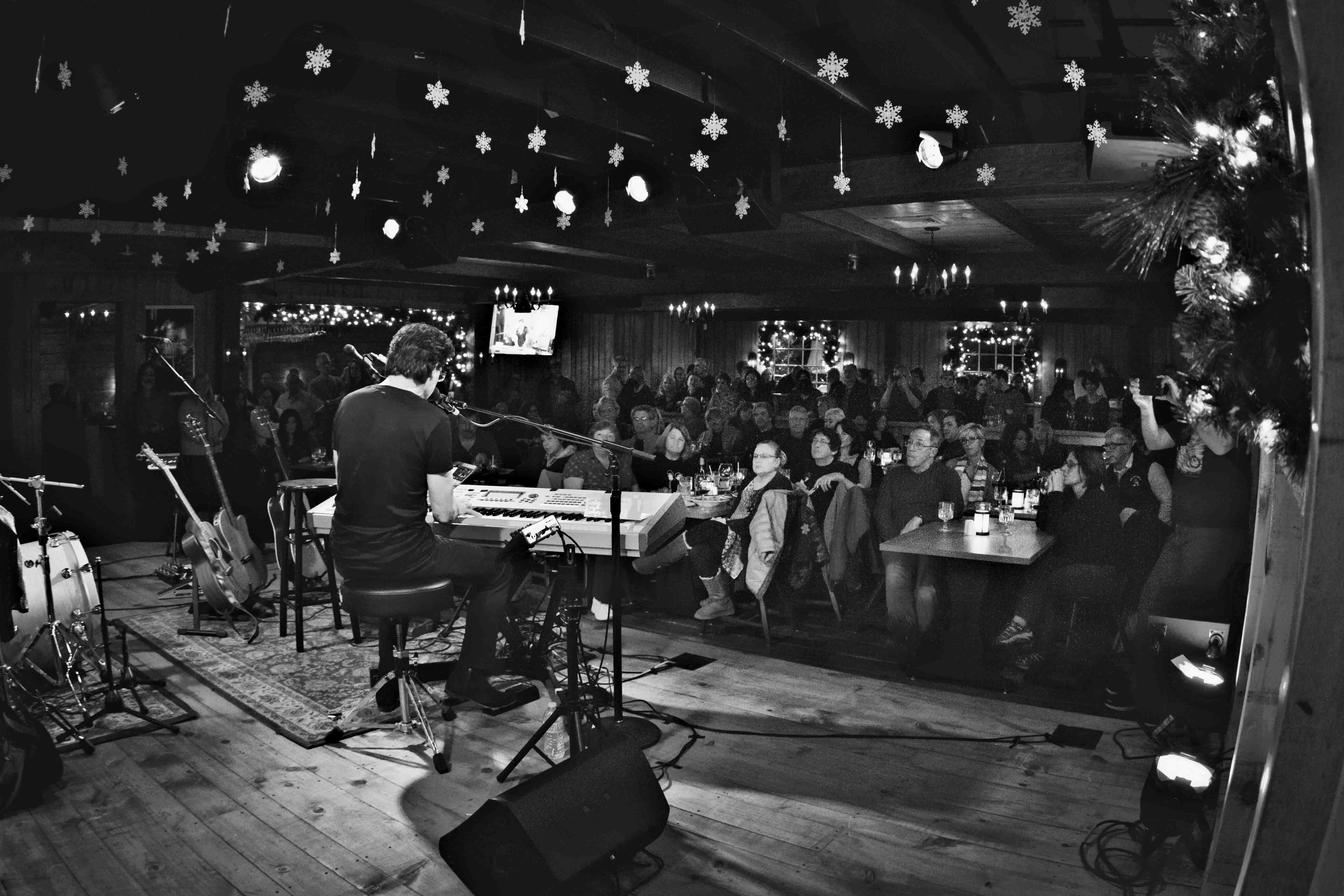 Daryl's House Club Pawling, NY Photos Daryl's House Club