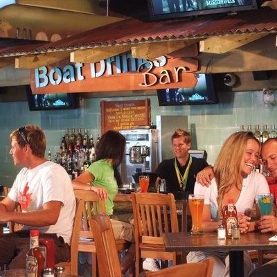 boat bar789.jpg