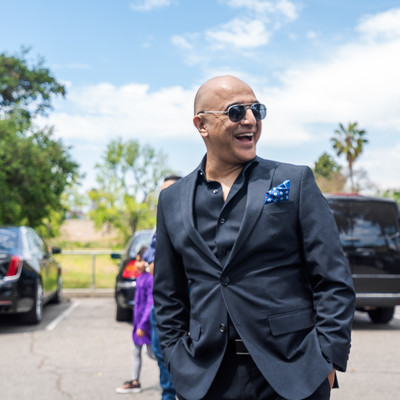 On the set of the Here I Am music video 