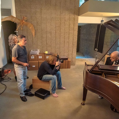 On the set of the Destiny cover shoot with Award winning photographer Glen Wexler 