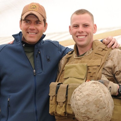 rodney atkins with a soldier