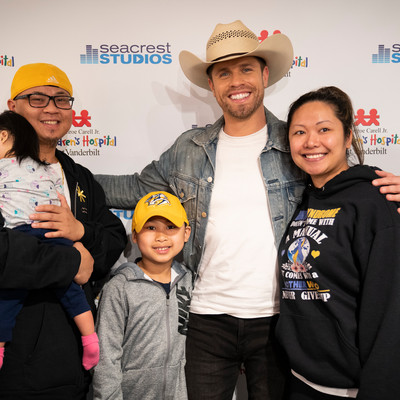 Dustin Lynch032819DSC00046.jpg Dustin Lynch032819DSC00046.jpg