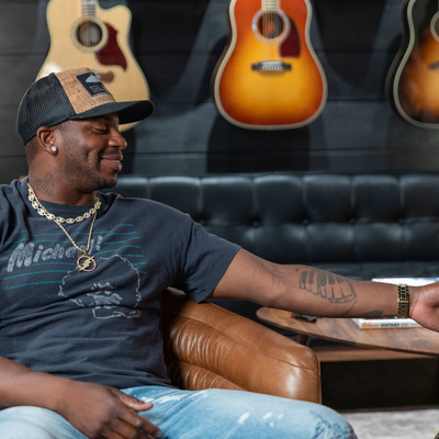 JA_Gibson_Edit_26.jpg JA_Gibson_Edit_26.jpg