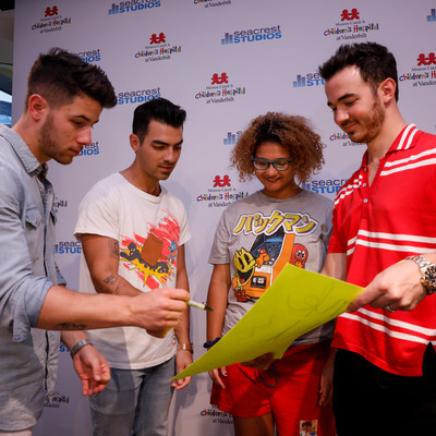 Jonas Brothers09111920190910AR1098.jpg Jonas Brothers09111920190910AR1098.jpg