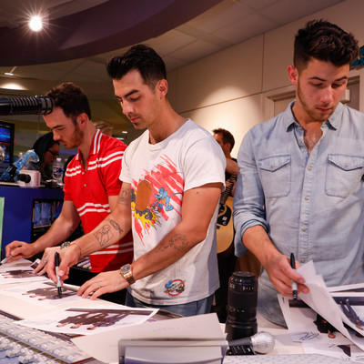 Jonas Brothers09111920190910AR1166.jpg Jonas Brothers09111920190910AR1166.jpg