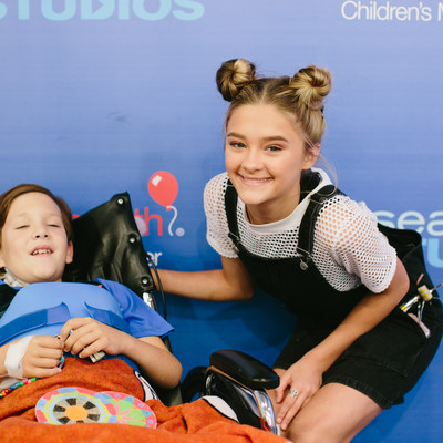 Lizzy_Green_Favs_L170626001_.jpg Lizzy_Green_Favs_L170626001_.jpg