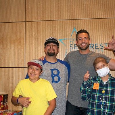 Zachary Levi Photo 239.jpg Zachary Levi Photo 239.jpg