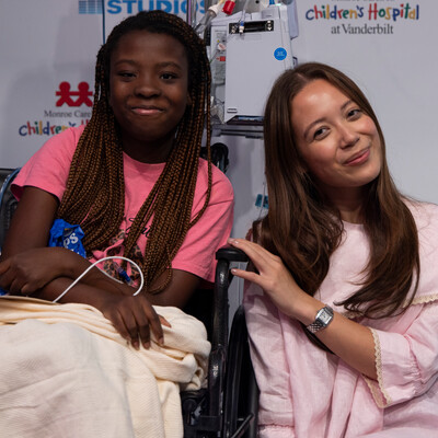 Laufey_101425_EOS_4343.jpg Laufey_101425_EOS_4343.jpg