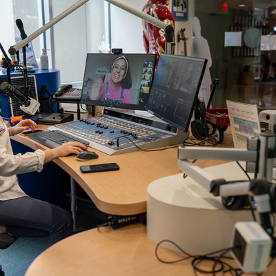 MsRachel_3.jpg MsRachel_3.jpg