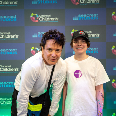 StephanJenkinsVisit_07.jpg StephanJenkinsVisit_07.jpg